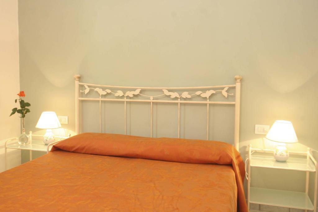 Lo Scoglio - Goelba Villa Capoliveri  Rum bild