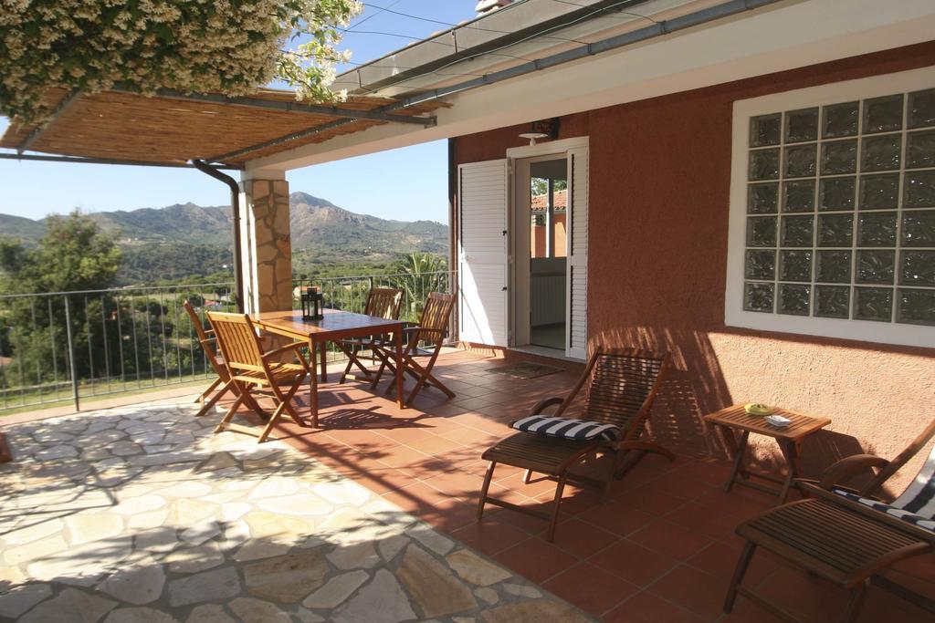Lo Scoglio - Goelba Villa Capoliveri  Rum bild